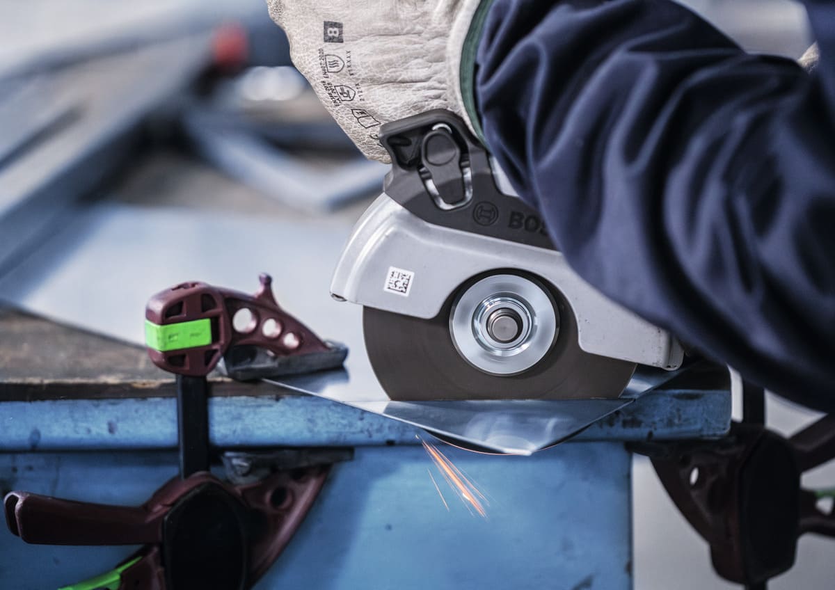 Bosch Professional PRO Trennscheibe – 125 x 1 mm Edelstahl – 100 Stück im Eimer