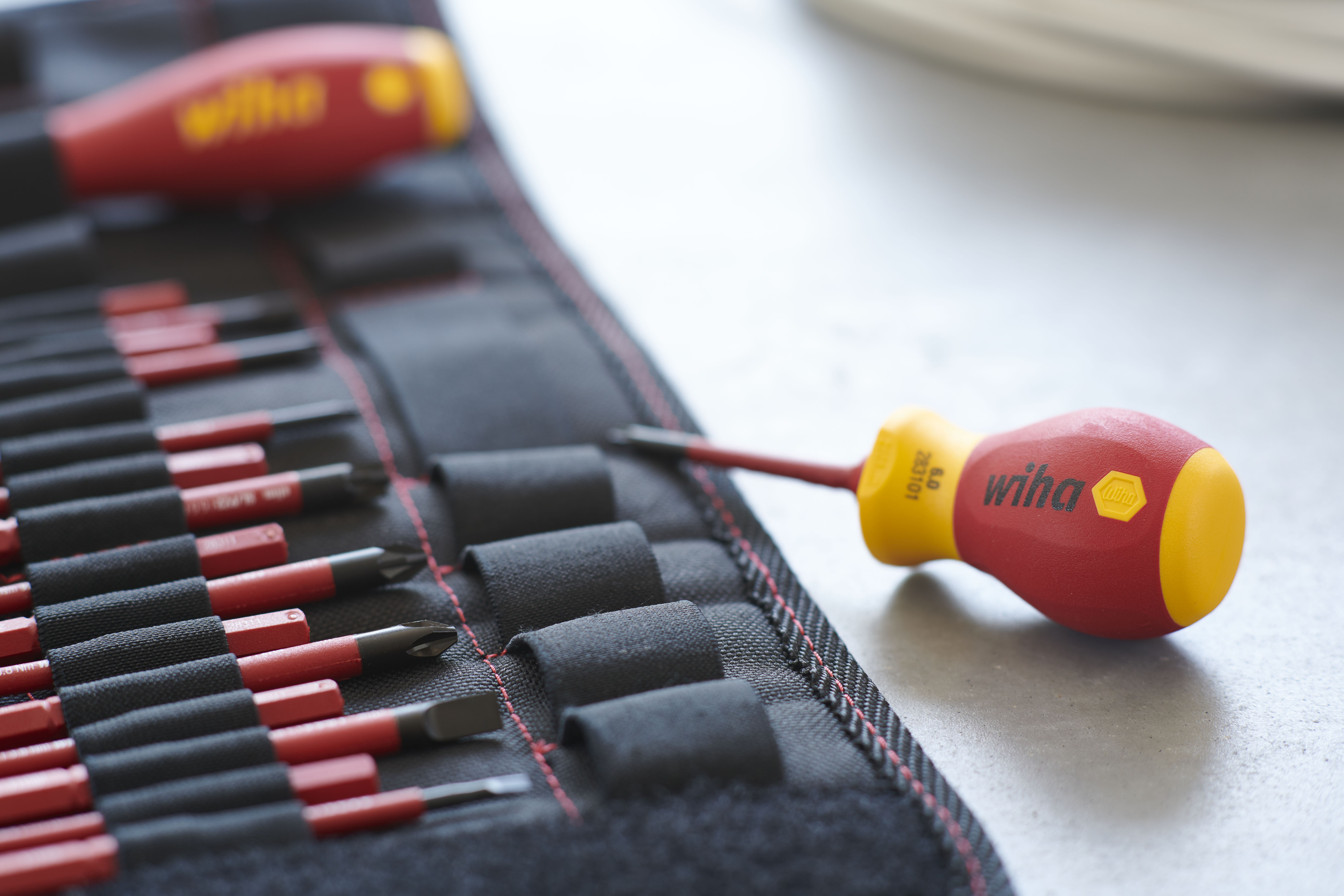 Wiha Schraubendreher Bit Set slimVario® - 2831T18 - 41231 - in Tasche - 19-tlg