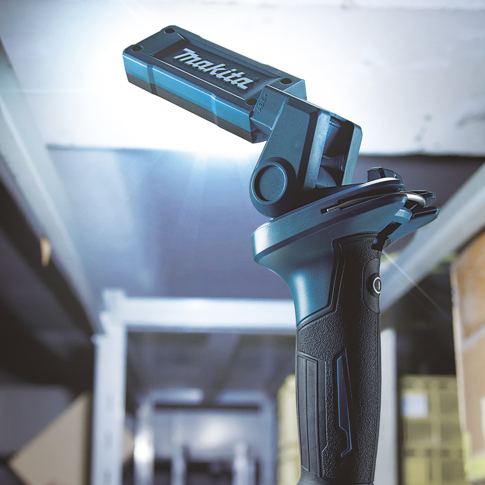 Makita LED-Akku-Arbeitsleuchte DML816 - mit dreh- und schwenkbaren Leuchtkopf