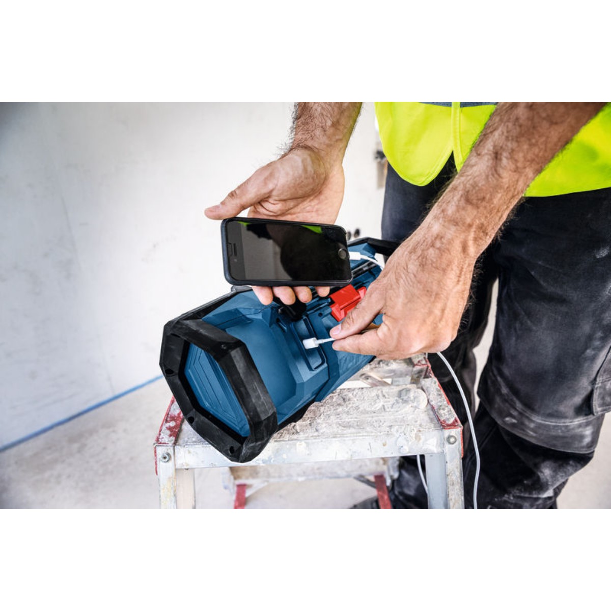Bosch Professional Baustellenradio GPB18V-3SC - 18V - DAB+ - Bluetooth - USB-C