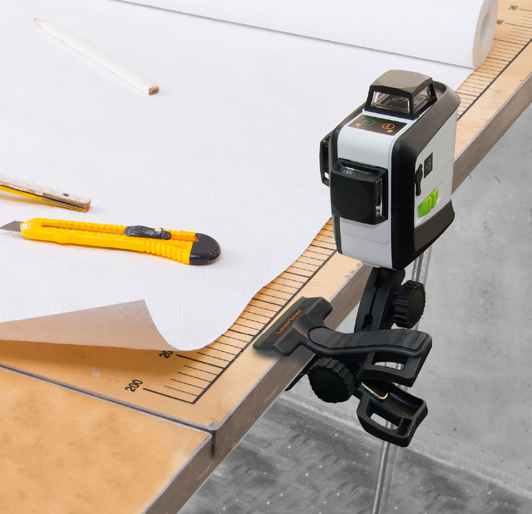Laserliner Klemmhalterung FlexClamp Plus mit 1/4 Zoll Gewinde und Standfuß