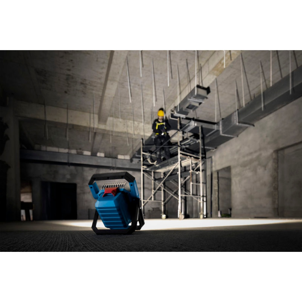 Bosch Akku-Bauleuchte GLI18V-3000 - 18V - 3000 lm - IP64 - im Karton