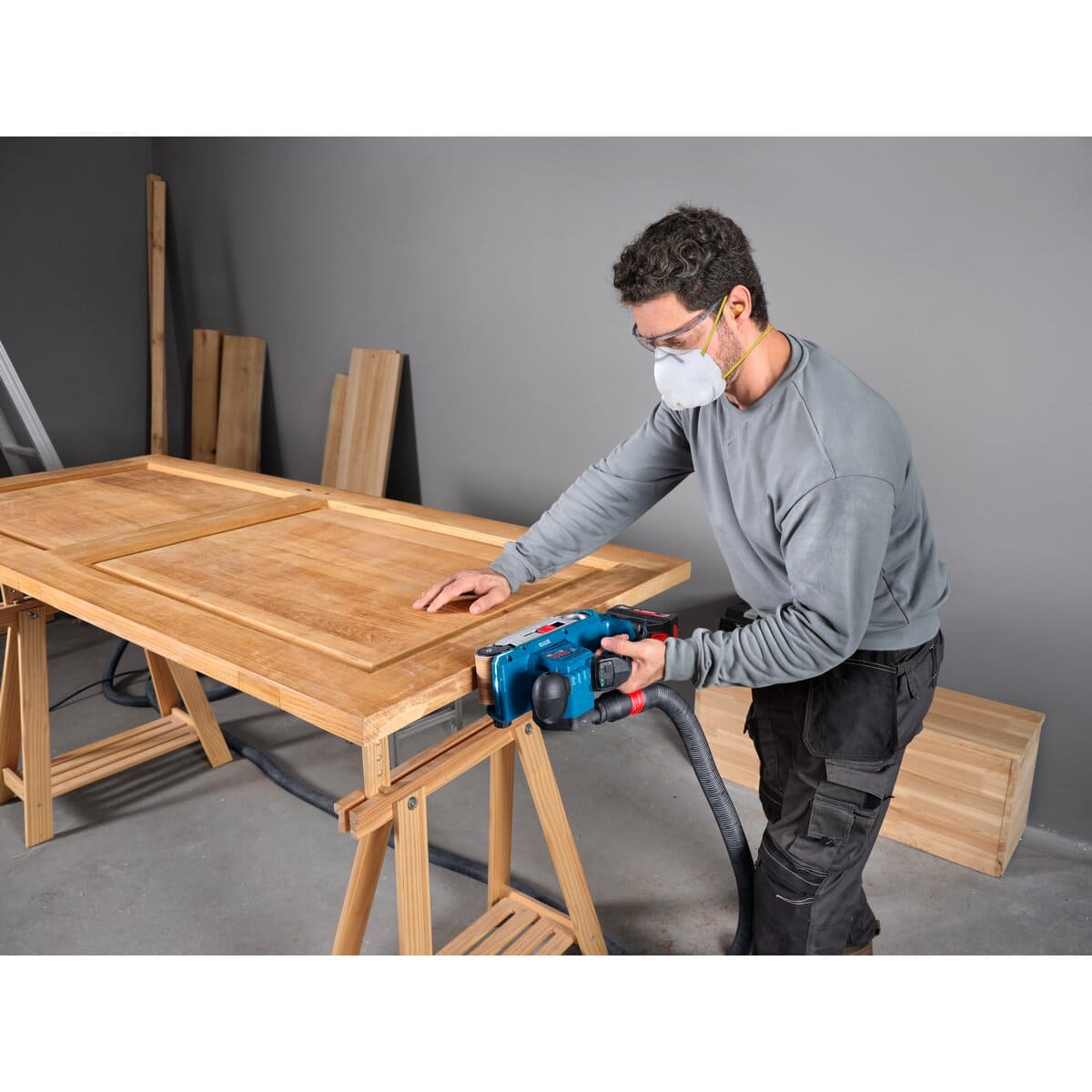 Bosch Akku Bandschleifer PRO GBS18V-75 - 18V - 75 mm - Brushless - in L-BOXX
