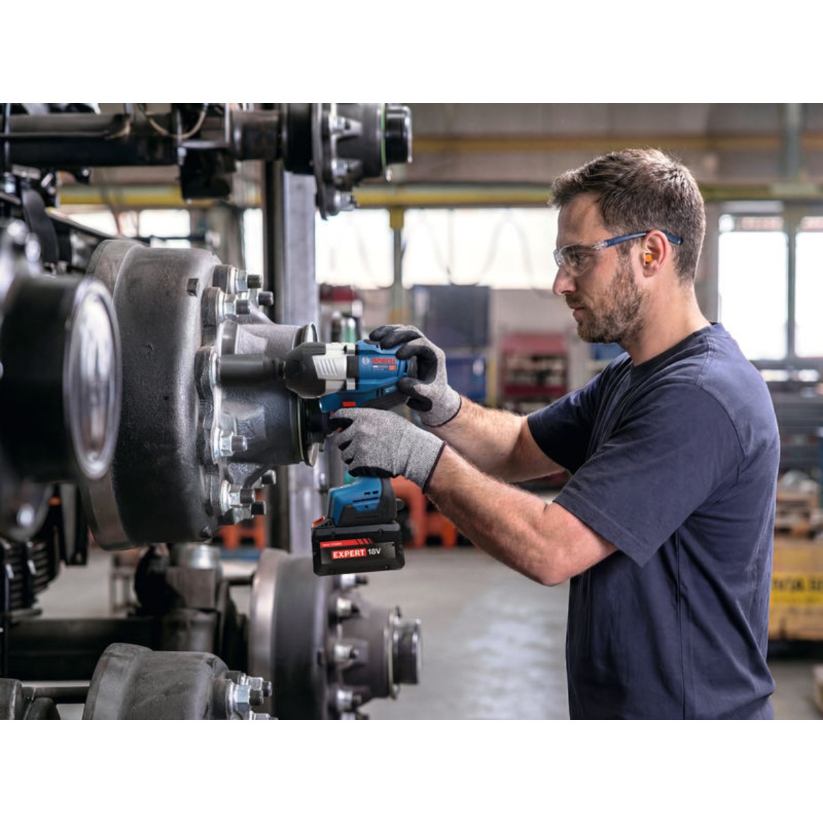 Bosch PRO Akku-Schlagschrauber GDS18V-1400 - 18V - 1400 Nm in L-Boxx